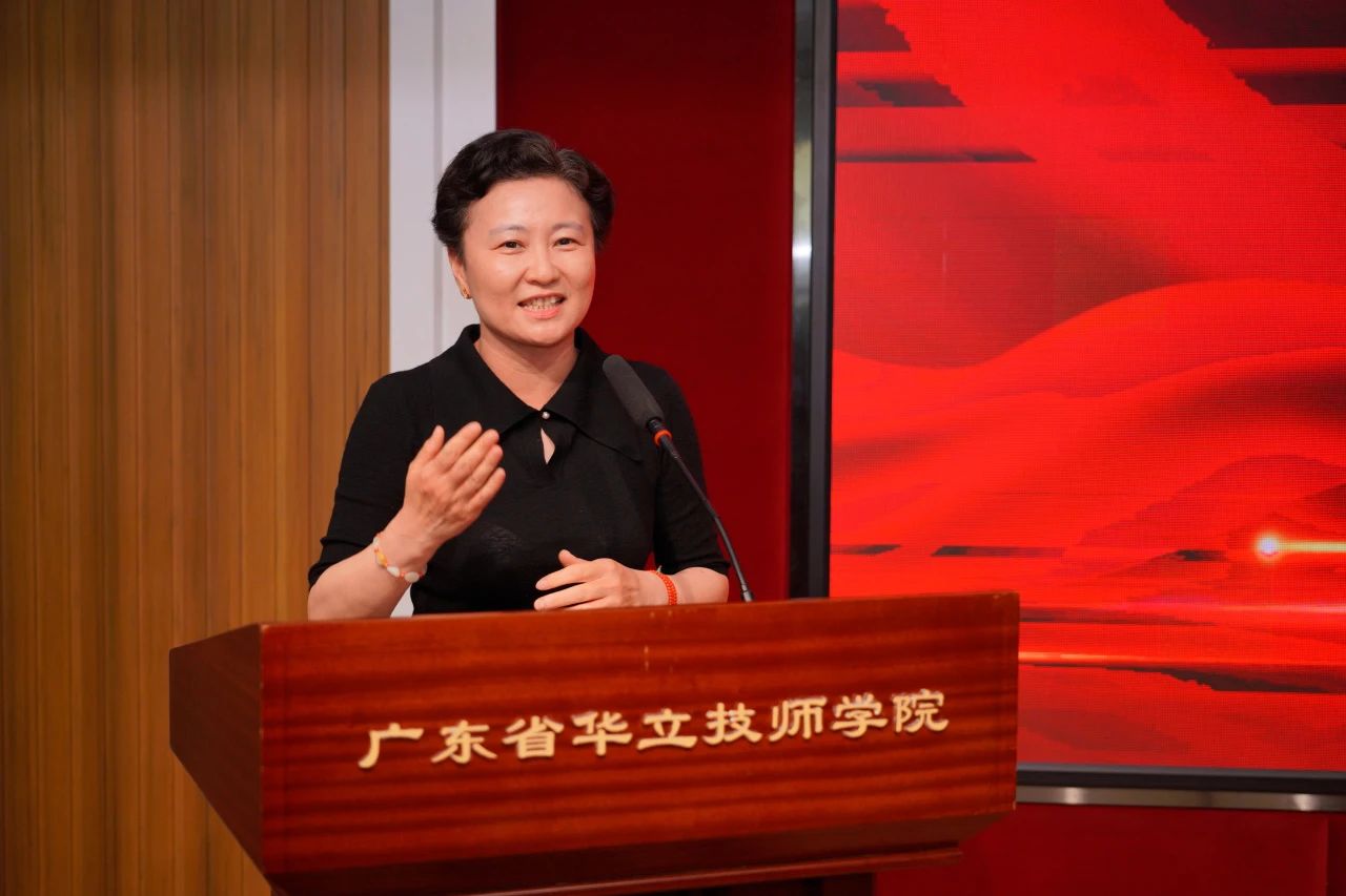 死于领导讲话.jpg